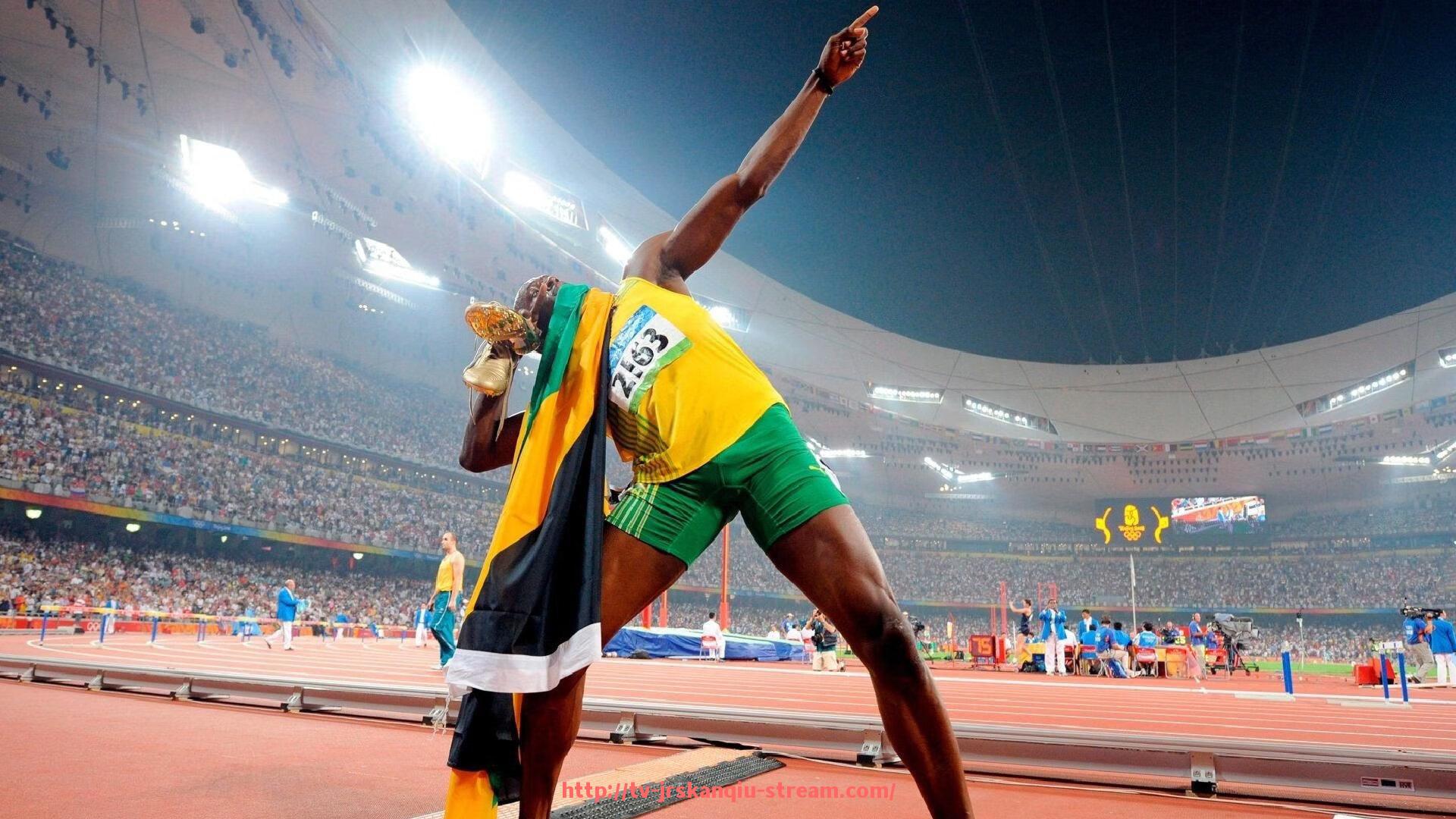 JRS低调看球-梅西与意甲球队合作踢球的精彩瞬间盘点